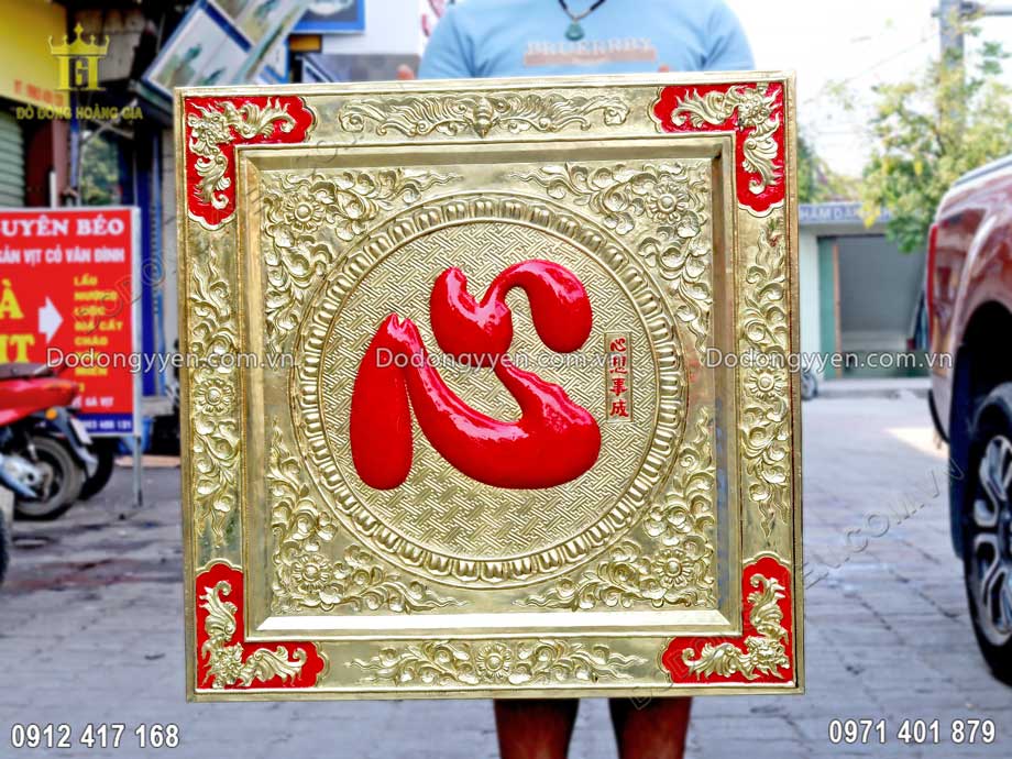 Từng chi tiết tr&ecirc;n bức tranh được chế t&aacute;c một c&aacute;ch tỉ mỉ v&agrave; tinh xảo